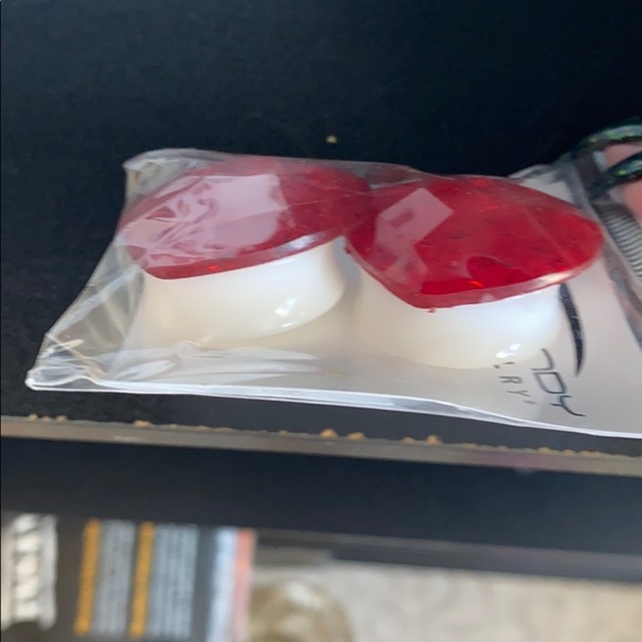 26mm heart shaped ear plugs - Picture 2 of 2